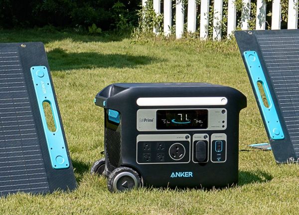 Anker SOLIX F2000
